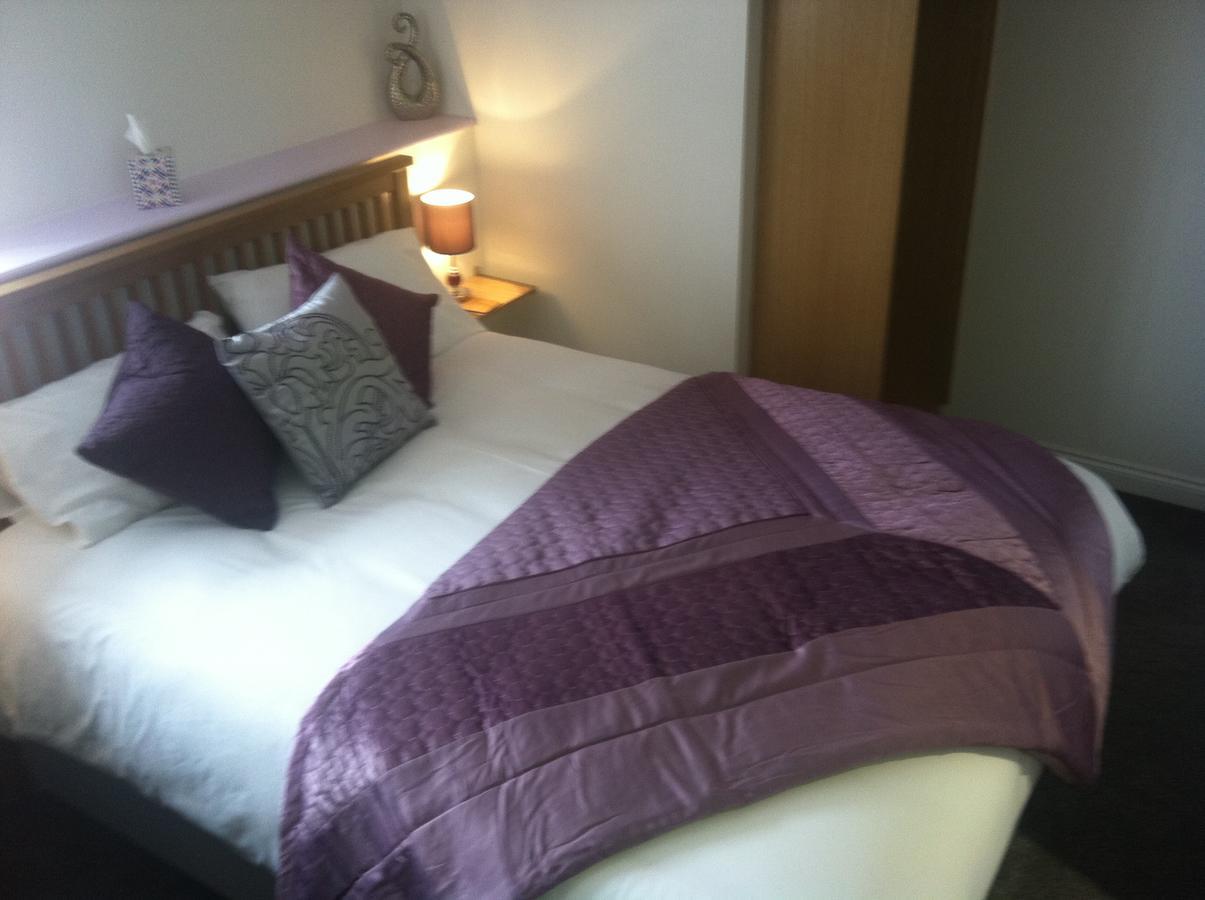The Coffee Pot Tavern Bed and Breakfast Potterspury Esterno foto